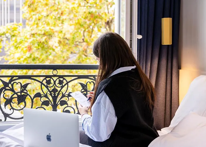 Edouard 6 By Malone 3*