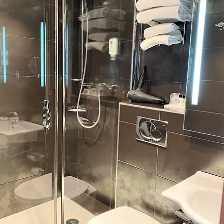 Edouard 6 By Malone Hotel 3*