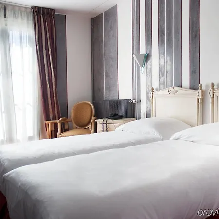 Edouard 6 By Malone Paris