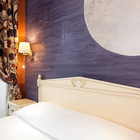Edouard 6 By Malone Hotel 3*