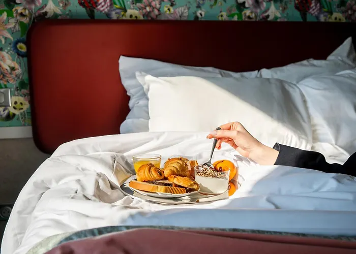 Edouard 6 By Malone 3*