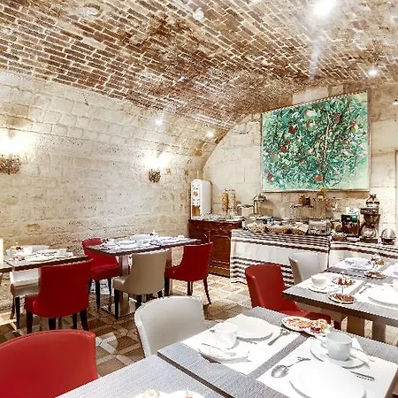 Edouard 6 By Malone 3* Paris