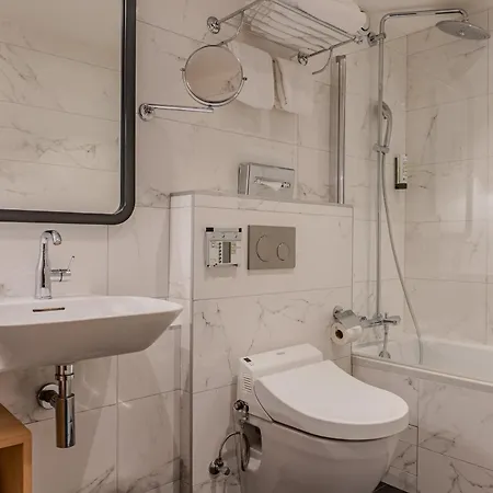 Hotel Edouard 6 By Malone 3*